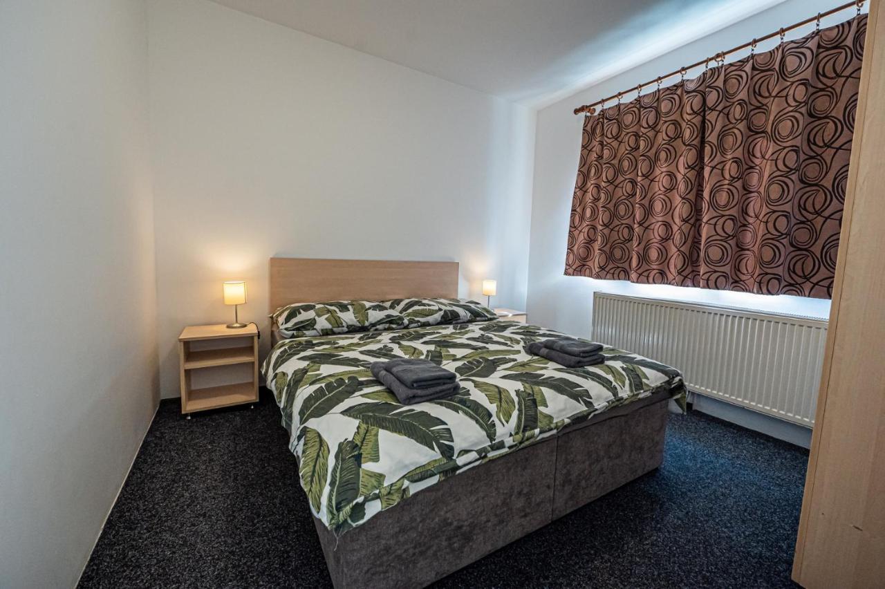 Xlsuite Apartment Comfort Пьештяни Экстерьер фото